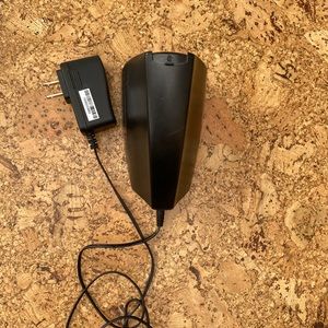 Personal electric pencil sharpener